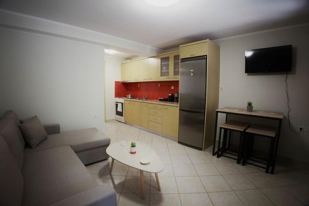 Mountain Harmony Home โคนิทซา ภายนอก รูปภาพ